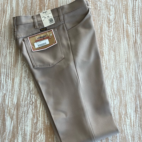 Tan Wrangler dress slacks - Picture 3 of 5